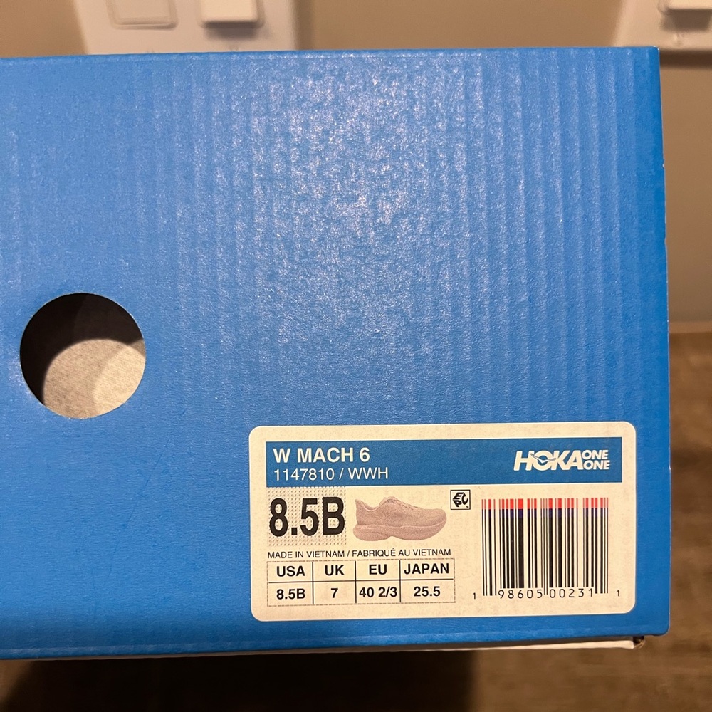 HOKA Mach 6 | Women’s 8.5 - Picture 5 of 7